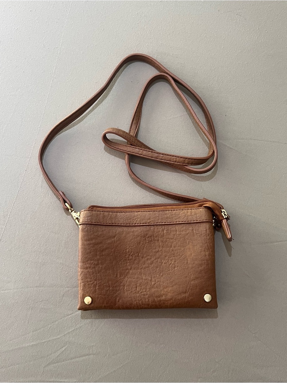 Vintage Style Caramel Vegan Leather Crossbody Bag with Gold Hardware